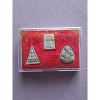 ราคา พระหลวงปู่โต๊ะ รุ่นเกศมงคล ปี 2524 เนื้อผงเกสร หลวงปู่โต๊ะปลุกเสกมวลสาร สมเด็จคะแนน สามเหลี่ยม ปิดตามหาเสน่ห์ (41468897604)