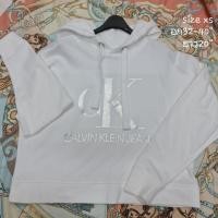 ราคา Calvin klein แท้ เสื้อมีฮู้ด สีขาว size xs (4566409942)