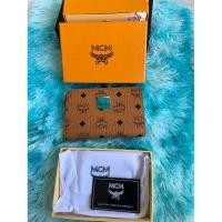 ราคา กระเป๋าตังค์ใบกลาง MCM ซิปรอบ งานพรีเมี่ยม (10601721692)