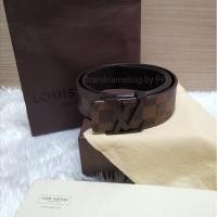 ราคา Used​ like​ New​ LV​ BELT​ 85/34​ CT2120​ (มีเจาะรูเพิ่ม)​ อุปกรณ์​ : กล่อง​ ถุงผ้า​ ใบเสร็จ​ และถุงกระดาษ​ (9512687842)