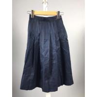 ราคา กระโปรงนักเรียนสีกรมหกสี่ผ้ามันตราสมอเอว 24 นิ้วยาว 25 นิ้วมือสองสภาพ 60% (40505399837)