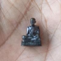 ราคา หลวงพ่ออี๋ วัดสัตหีบ ชลบุรี ปี 57 (23686017241)