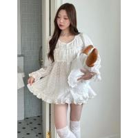 ราคา ACEYACEY - เสื้อคอกลมตัวยาวกระดุมหอยแขนยาว ฟรีไซด์ สีขาว / สินค้ามือ 1 ป้ายห้อย (54152863722)