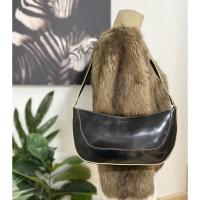 ราคา กระเป๋าคล้องไหล่ DKNY มือสองของแท้ (16155266023)