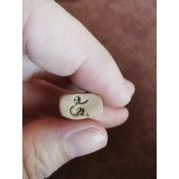 ราคา พระรอด เนื้อดิน วัดมหาวัน ปี2536 (27704720773)