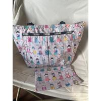 ราคา กระเป๋า lesportsac แท้มือ 2 สภาพใหม่มาก ทนมากๆ ลายสวยมาก (28158749782)