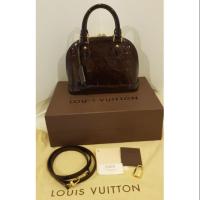 ราคา กระเป๋า LV Alma bb Vernis สี Amarantaปี 15 (1665220177)