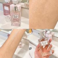 ราคา Miss Dior Silky Body Mist 100ml ที่จะช่วยเติมความหอมสดชื่นให้กับผิวกายของคุณ (8839746849)