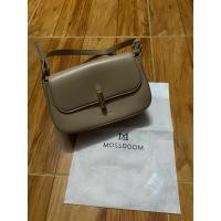 ราคา ส่งต่อกระเป๋า Mossdoom สีน้ำตาลอ่อน (43851054598)