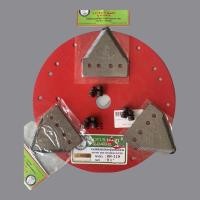 ราคา ชุดใบตัดหญ้า จานแดง+ใบตัดสามเหลี่ยม3ใบตราดอกบัว+น็อต ครบชุด (18305805277)