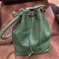 ราคา LV จีบepi ของแท้ 100% (7331752346)