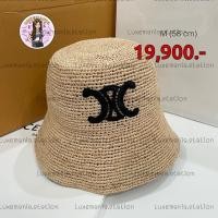ราคา : New!! Celine Bucket Hat‼️ก่อนกดสั่งรบกวนทักมาเช็คสต๊อคก่อนนะคะ‼️ (42100376125)