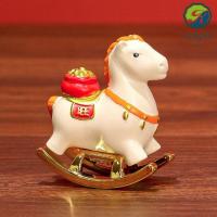 ราคา ราล์ฟ ปีเสือราศีเครื่องประดับ,มินิเรซิ่นม้าโยกตกแต่งโต๊ะ,น่ารักด้วยคําพรมงคลม้ามิ่งขวัญรูปปั้นของขวัญ (48052538025)