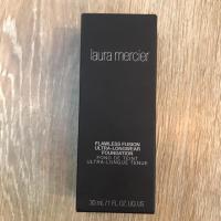 ราคา Laura mercier(แท้) ฟลอเลส ฟิวชั่น ซื้อจากเคาต์เตอร์ (2735469564)