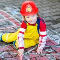 ราคา อุปกรณ์ประกอบการแสดงชุดแฟนซีสำหรับเด็กอนุบาล: หมวกดับเพลิง, หมวกวิศวกร, หมวกนิรภัยตำรวจ, หมวกกันน็อค (40877885706)