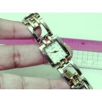 ราคา นาฬิกา Vintage มือสองญี่ปุ่น TIME AMERICA QUARTZ ผู้หญิง ทรงสี่เหลี่ยม กรอบทอง หน้าขาว หน้าปัด 21มม Integrated Bracelet (28634079371)