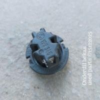 ราคา Mercedes Benz e-class w210 ปลั๊กไฟท้ายรถ (55453215894)