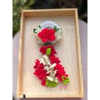 ราคา พวงมาลัยถักโครเชต์ ไหว้พระ,ไหว้สิ่งศักดิ์สิทธิ์,ไหว้ผู้ใหญ่ อุบะกล้วยไม้สีแดงสลับสีครีม (24809140062)