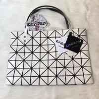ราคา NEW BAO BAO ISSEY MIYAKE ROCK SMALL (33046417)