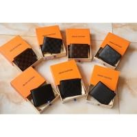 ราคา กระเป๋าสตางค์หนังสั้นคลาสสิกของผู้ชายกระเป๋าสตางค์ขนาดเล็กกระเป๋าสตางค์พับแพคเกจบัตร (43720993235)