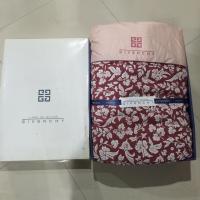 ราคา Givenchy Pairs (56356976)