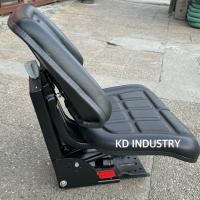 ราคา เก้าอี้ไม่มีแขน รถไถคูโบต้า KUBOTA รุ่น M5000 , M6040 , M7040 , M8540 , M9540 ฐานเบาะสูง มาพร้อโช๊คคู่+สปริง (44456189463)