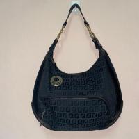 ราคา กระเป๋ามือสอง ของแท้ Fendi Zucchino Hobo Bag วินเทจ สภาพดี (26128425315)