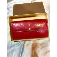 ราคา Used Lv Vernis Sarah Wallet ปี2013 สภาพสวย (42067802969)