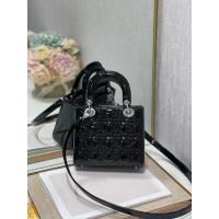 ราคา DIOR Lady Concubine กระเป๋าสีขาว หนังหัวเข็มขัดทอง ลายตาราง สะพายข้าง พกพาสะดวก (47004334875)