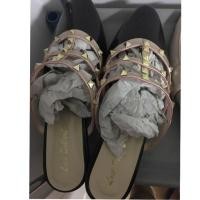 ราคา รองเท้าแฟชั่นทรงวาเลนติโน่ ไซส์ 43 ส่งฟรีลทบ ซื้อมาไม่เคยใส่ #มือหนึ่ง (1826377078)