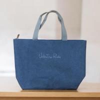 ราคา กระเป๋าผ้า VALENTINO RUDY TOTE BAG (ของใหม่) กระเป๋าผ้าหูหิ้ว แบรนด์ Valentino Rudy แท้100% กระเป๋าเป็นซิป (29581067741)