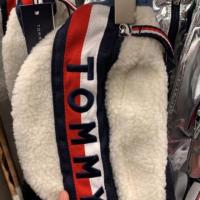 ราคา Tommy Hilfiger กระเป๋าคาดอก ทอมมี่ (6006081443)
