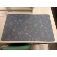 ราคา IKEAshopping IKEA BONSYRSA เบินซือชา แผ่นรองเขียน เทาฟ้า ลายสัตว์, 60x37 ซม (41254394967)