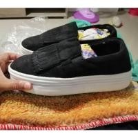 ราคา รองเท้าผ้าใบ สลิปออน มือสอง​ (6309778604)