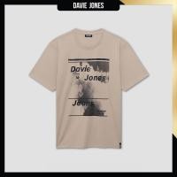 ราคา DAVIE JONES เสื้อยืด พิมพ์ลาย Graphic Regular Fit T-Shirt TB0488 สีกากี (41422634390)