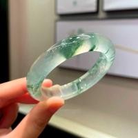 ราคา สร้อยข้อมือหยก Jadeite ธรรมชาติ สไตล์ดอกไม้ลอยวงกลม สีเขียวใส เหมาะสำหรับผู้หญิง (56104004984)