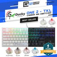ราคา Ducky One 2 TKL RGB (สีขาว/ดํา) Double Shot PBT Mechanical Keyboard [เลือกสวิตช์ของคุณ] (18789115640)