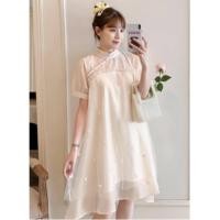 ราคา รหัส MK566 ชุดคลุมท้องแฟชั่น ชุดใส่ไปงานแต่ง เดรสคอจีน เดรสออกงานคนท้อง สีขาว สวยหรู แนะนำมีติดตู้ (9965732616)