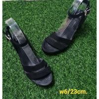 ราคา crocs แท้ มือสอง w6 (22651954360)