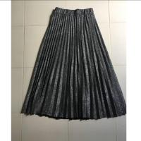 ราคา ส่งต่อกระโปรงอัดกลีบพลีทสีดำกลิตเตอร์ (2754129098)