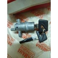 ราคา 5HV-F4799-00 กุญแจล็อคเบาะแท้ Yamaha Fresh (ใช้ได้กับรุ่น Yamaha Tiara, Yamaha spark 110) (26580775587)