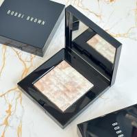 ราคา Bobbi Brown Mini Highlighting Powder 8 g. Full Size No box สี Pink Glow (25542610857)