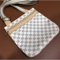 ราคา Used LV pochette bosphore PM damier azur dc07 (23412314588)