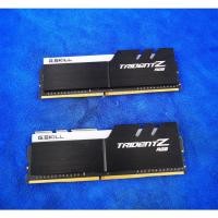 ราคา RAM G.SKILL TRIDENT Z RGB 16GB(8*2)/2400 สินค้ามือ2 สภาพดี (12376049156)