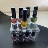 ราคา (ยกโหล 12 ชิ้น) No.026 สีทาเล็บกากเพชร สีเคลือบเล็บกากเพชร หนึ่งกล่องมี 12 ขวด ขวดอาจเปลี่ยนแบบ คละสี มีหลายโทนสี (27770401504)