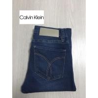 ราคา CALVIN KLEIN MID RISE SKINNY แท้ไม่มีตำหนิ สภาพดีฝุดๆ กางเกงยีนส์ ขาเดฟ (25377548795)