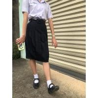 ราคา กระโปรงนักเรียนทรงแคบตราสมอ ผ้าทวิงเกิ้ล รีดง่าย มี 2 กระเป๋า สีกรมเข้ม (29684525594)