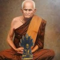 ราคา รูปเคารพหลวงพ่อเงิน วัดบางคลาน จ.พิจิตรปกพญานาค7เศียรงานหล่อทองเหลืองรมดำเข้มขลังสวยงามเป็นขวัญกำลังใจที่ดีแคล้วคลาดชนะ (21817118015)