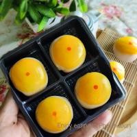 ราคา ขนมเปี๊ยะไส้ถั่วไข่เค็มอบควันเทียน ขนมเปี๊ยะท่าย์น้ำ หอมละมุน อร่อย ขนมเพชรบุรี (24857452689)