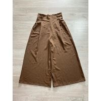 ราคา Gu กางเกงลำลองทรงขาบาน5 ส่วนจับจีบหน้า เอวแบบสวมจับสม๊อกหลัง สีน้ำตาล size M ผ้า Polyester /pu เนื้อผ้าพริ้วใส่สบาย (25582274092)